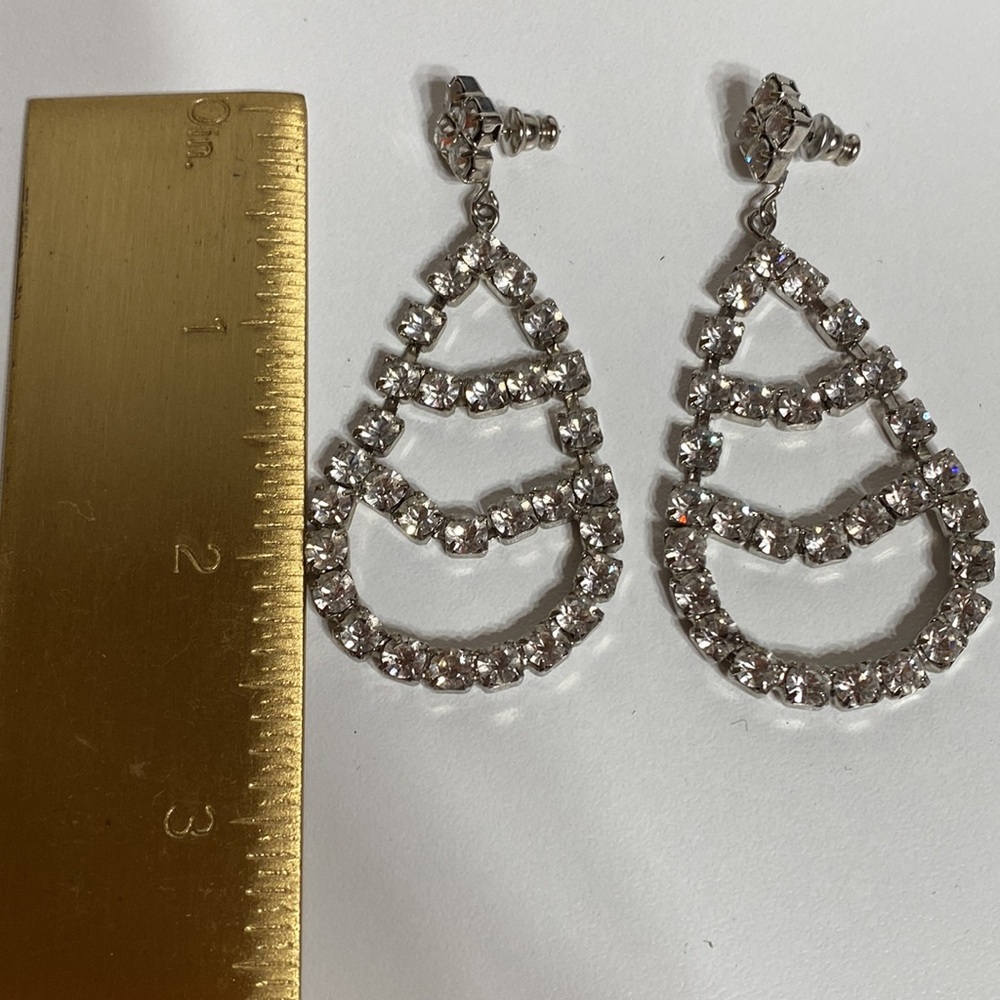 Vintage Rhinestone Estate Teardrop Earrings - Picture 5 of 7